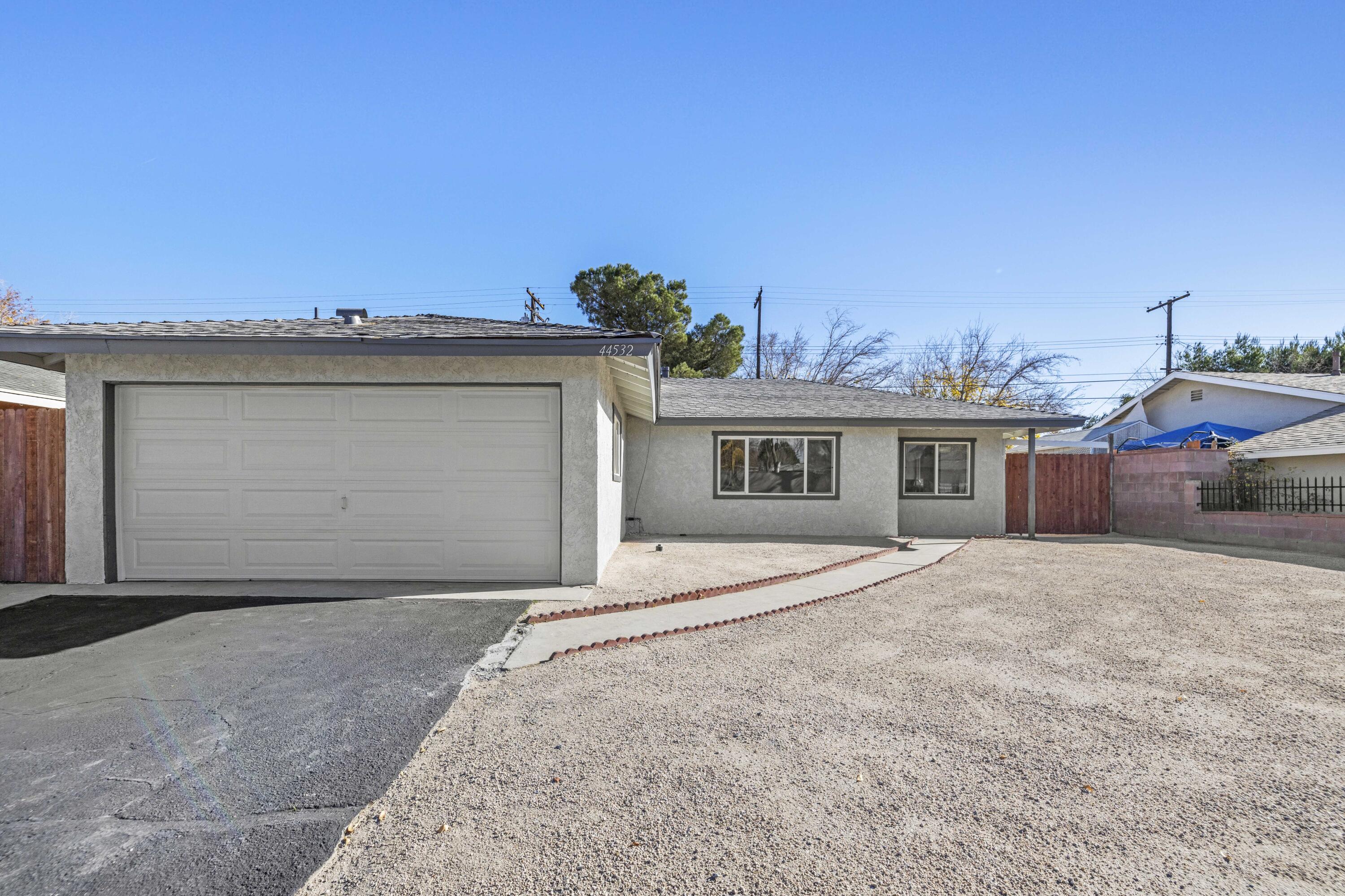 44532 Andale Avenue, Lancaster, CA 93535