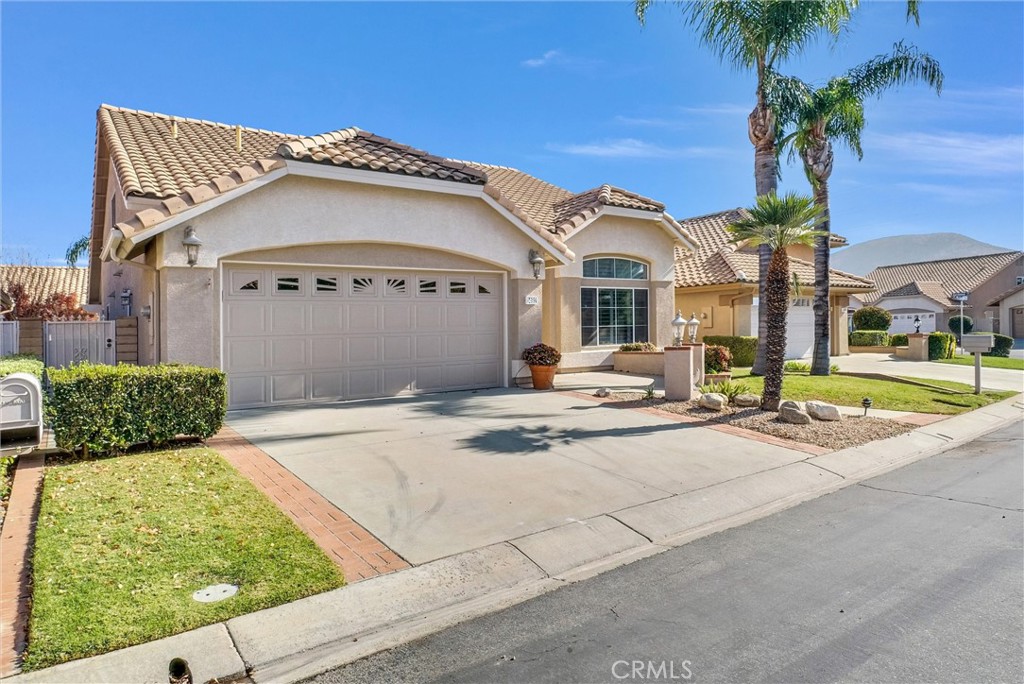 1492 Paradise Island Lane, Banning, CA 92220