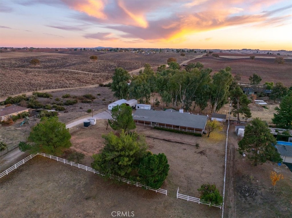 6935 Chardonnay Road, Paso Robles, CA 93446