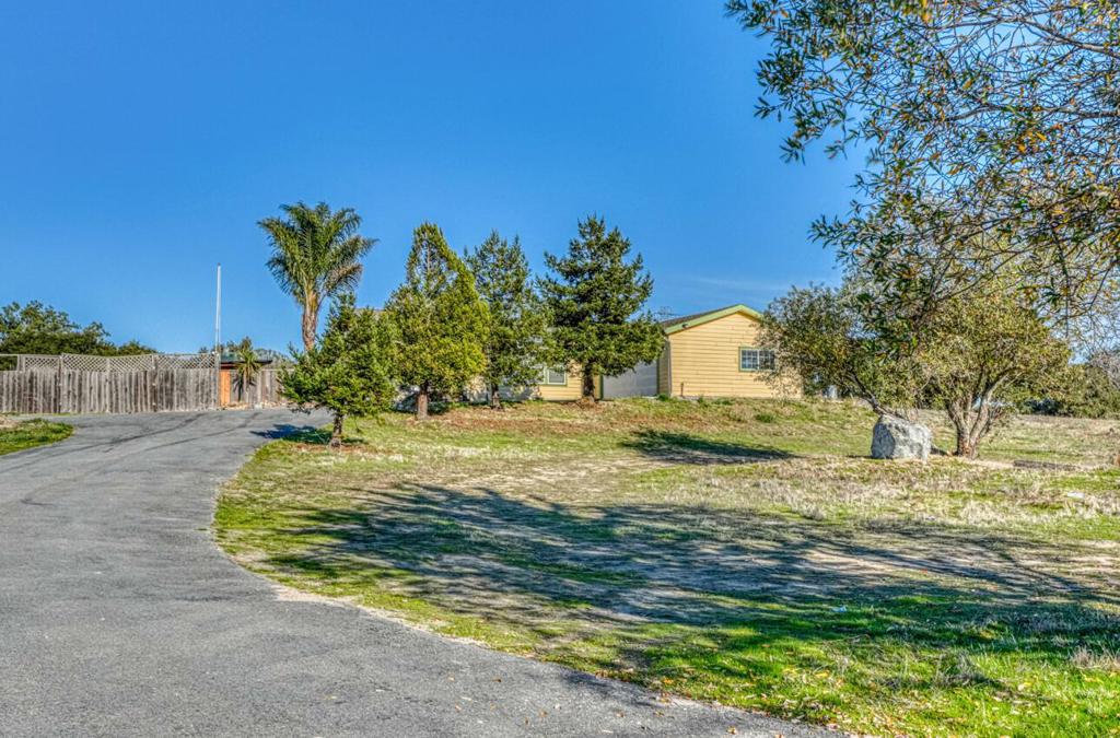 100 Rocks Road, San Juan Bautista, CA 95045