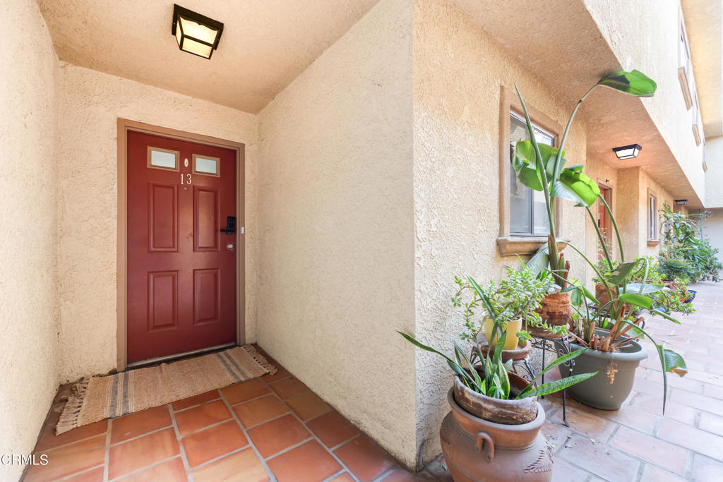 14803 Vanowen Street, #13, Van Nuys, CA 91405