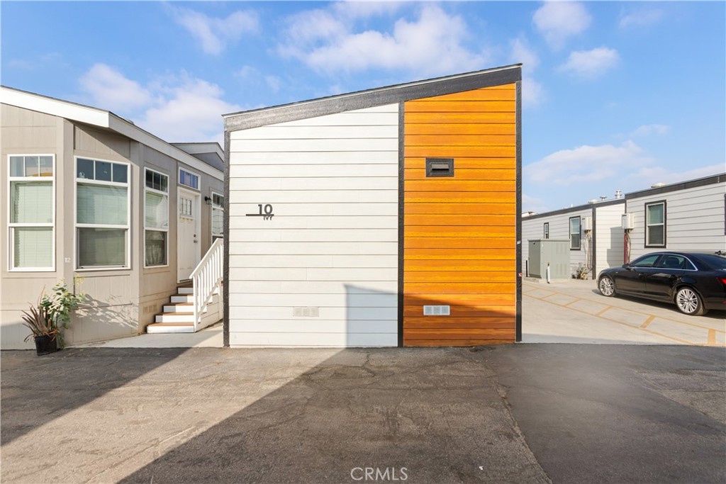 8250 Lankershim Blvd , #130 | Similar Property Thumbnail 4