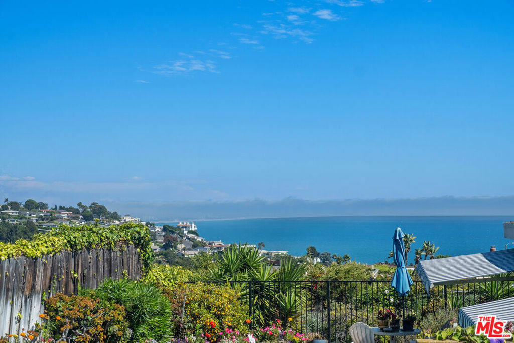 3454 Cloudcroft Drive, Malibu, CA 90265