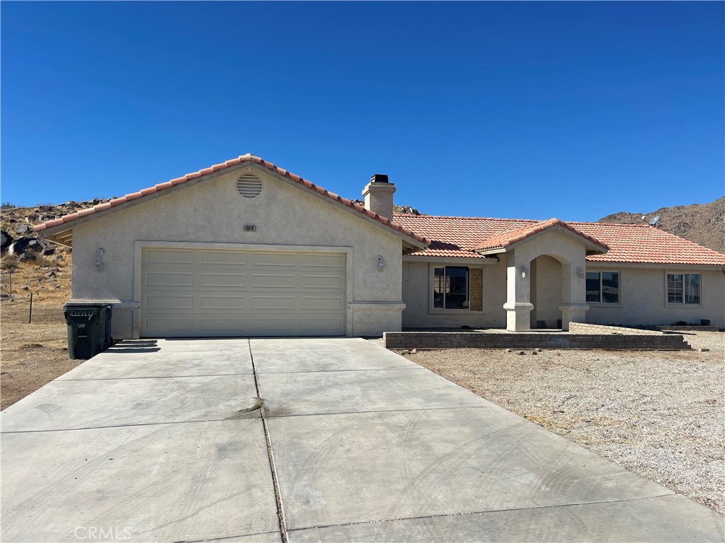 15918 Serrano Road, Apple Valley, CA 92307