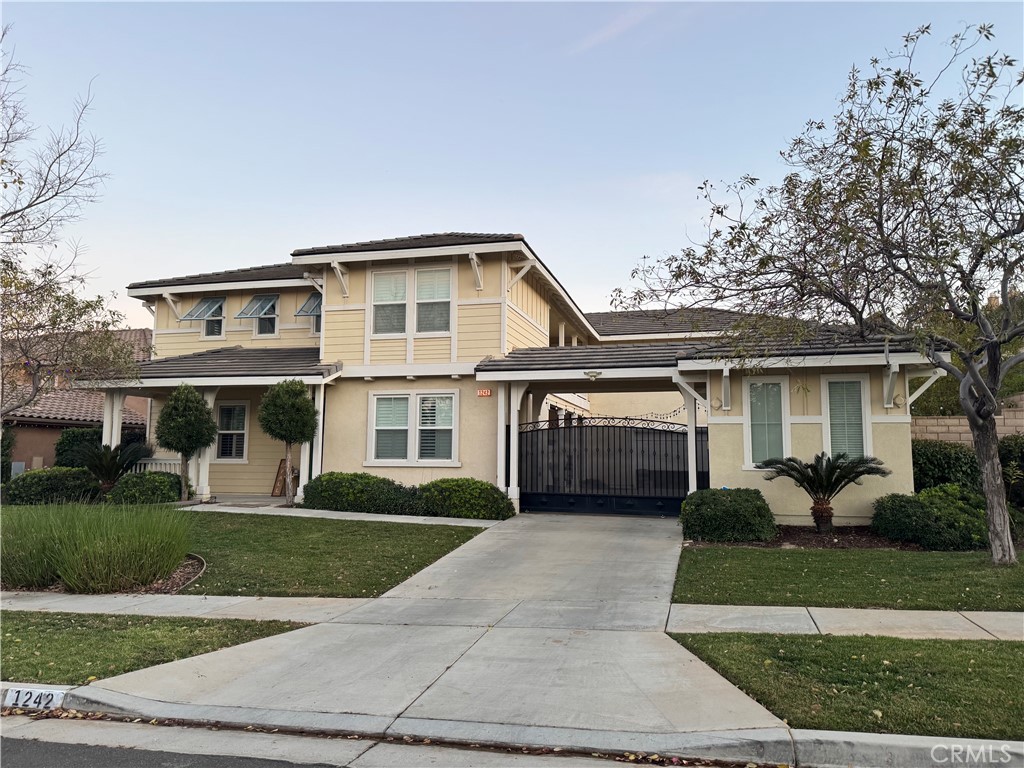 1242 Duxbury Cir, Corona, CA 92882