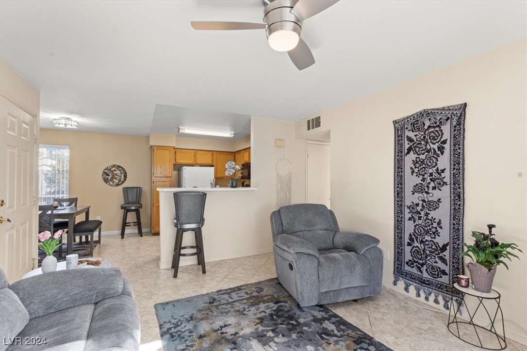 3425 E Russell Road, #240 | Similar Property Thumbnail