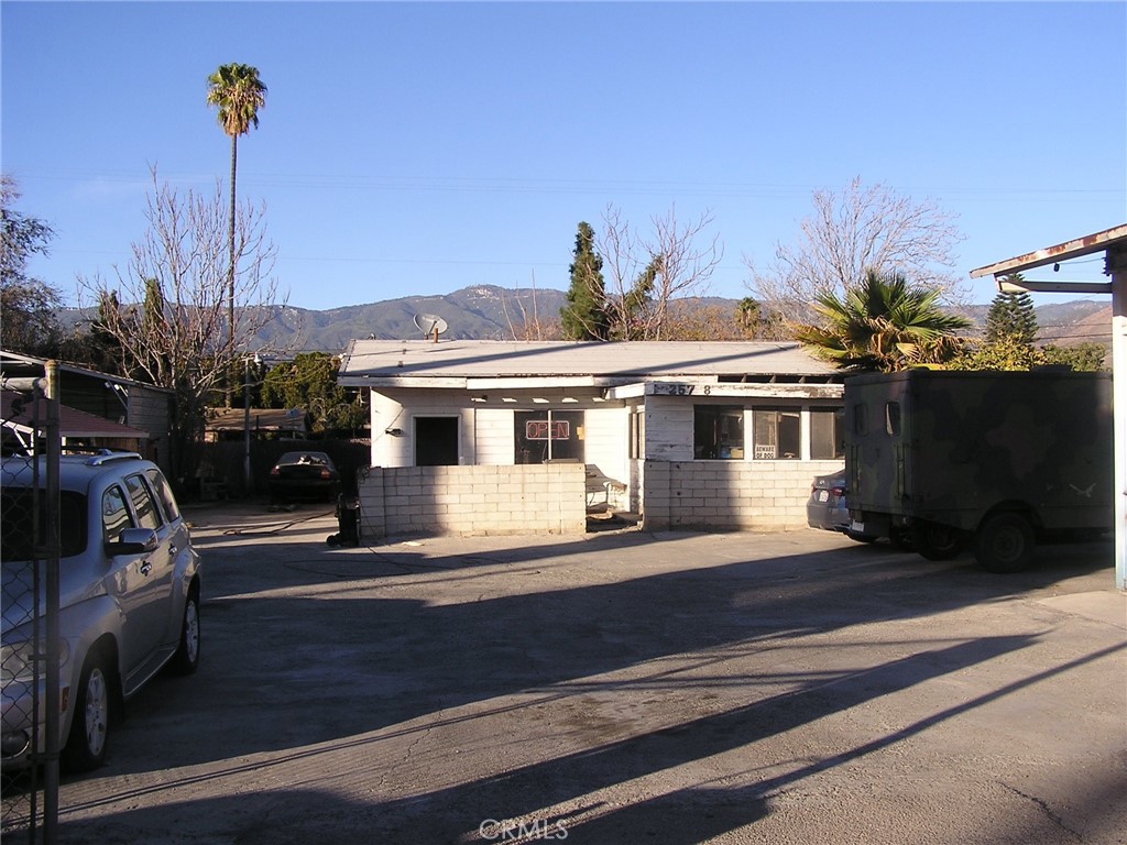 25748 Baseline Street | Similar Property Thumbnail 4