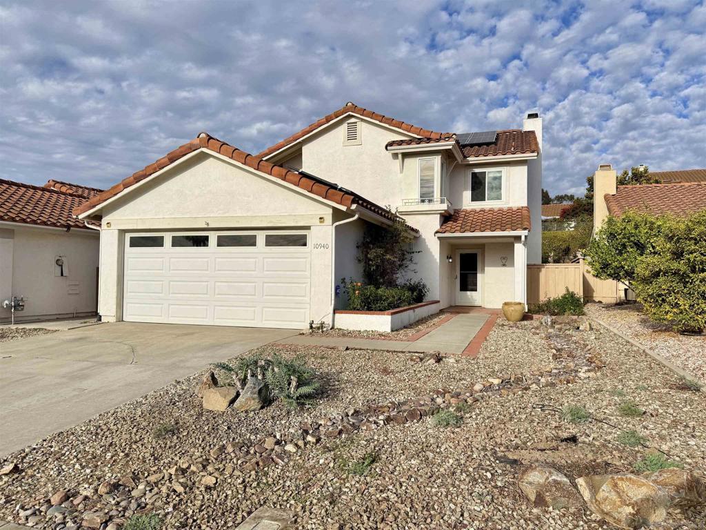 10940 Shy Bird Ln, San Diego, CA 92128