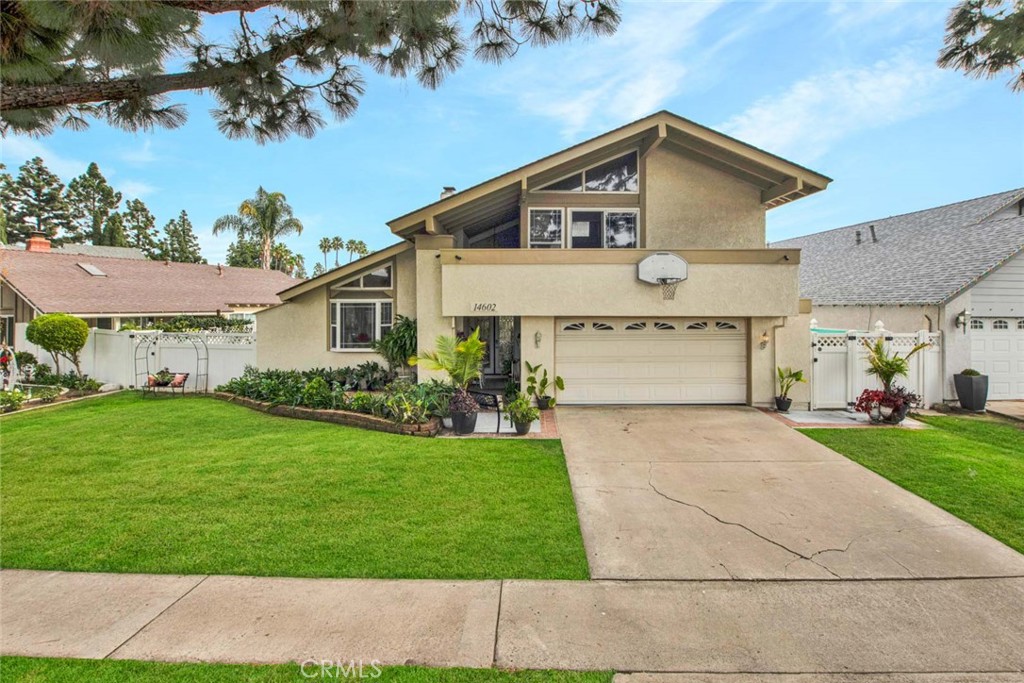 14602 Devonshire Avenue, Tustin, CA 92780