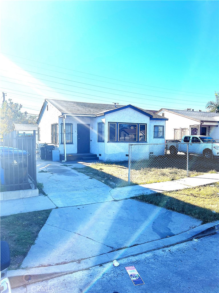 244 E 97Th Street, Los Angeles, CA 90003