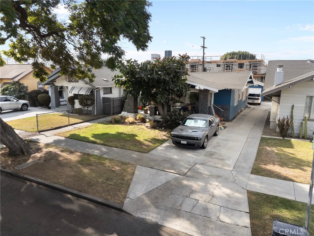 4183 S Hobart Boulevard, Los Angeles, CA 90062