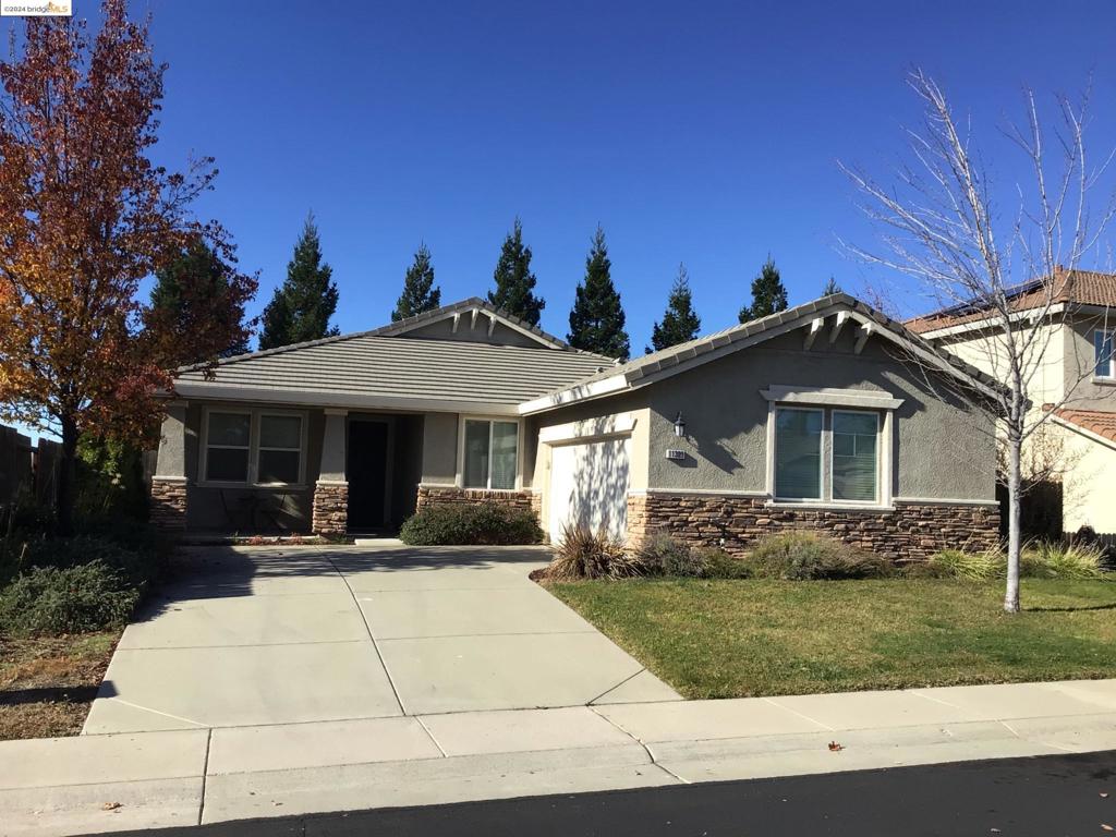 11309 Bosal Cir, Auburn, CA 95603