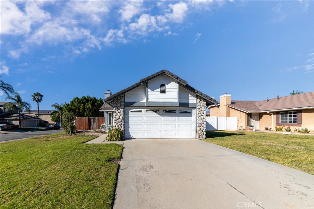 7792 Lemon Court, Fontana, CA 92336