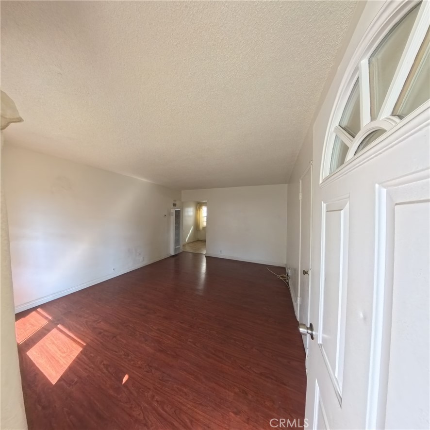 1320 W Parade Street | Similar Property Thumbnail