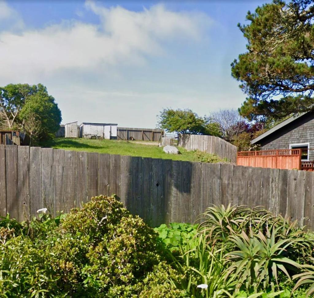 450 8Th Street, Montara, CA 94037