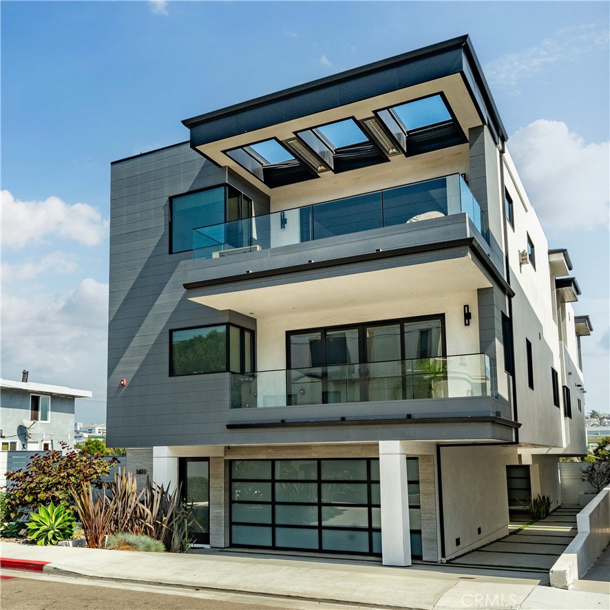 1612 Loma Drive, Hermosa Beach, CA 90254