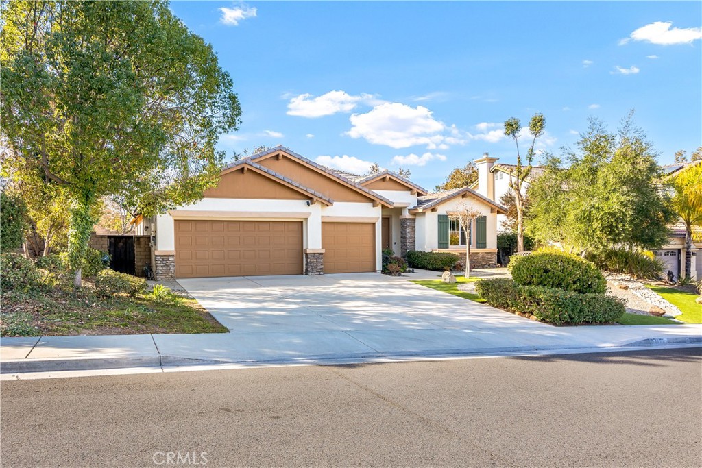 31335 Shadow Ridge Drive | Similar Property Thumbnail