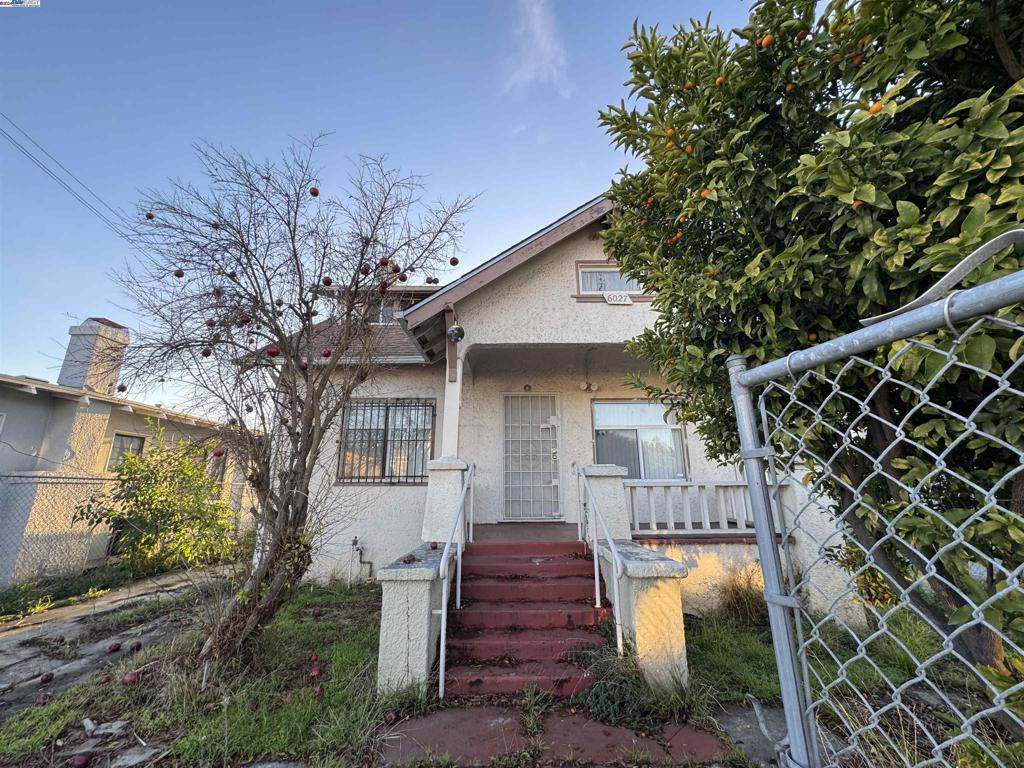 6027 Avenal Ave | Similar Property Thumbnail