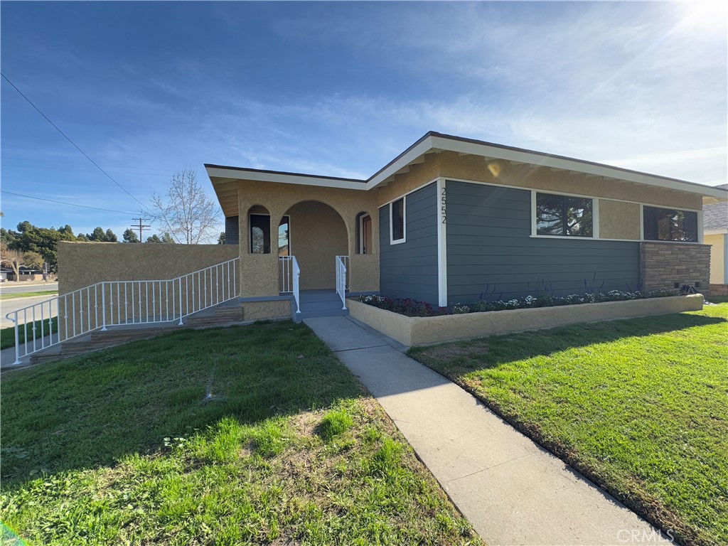 2552 Ostrom Ave | Similar Property Thumbnail