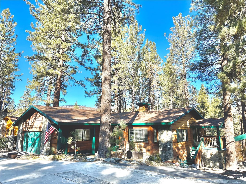 996 Eagle Road, Wrightwood, CA 92397