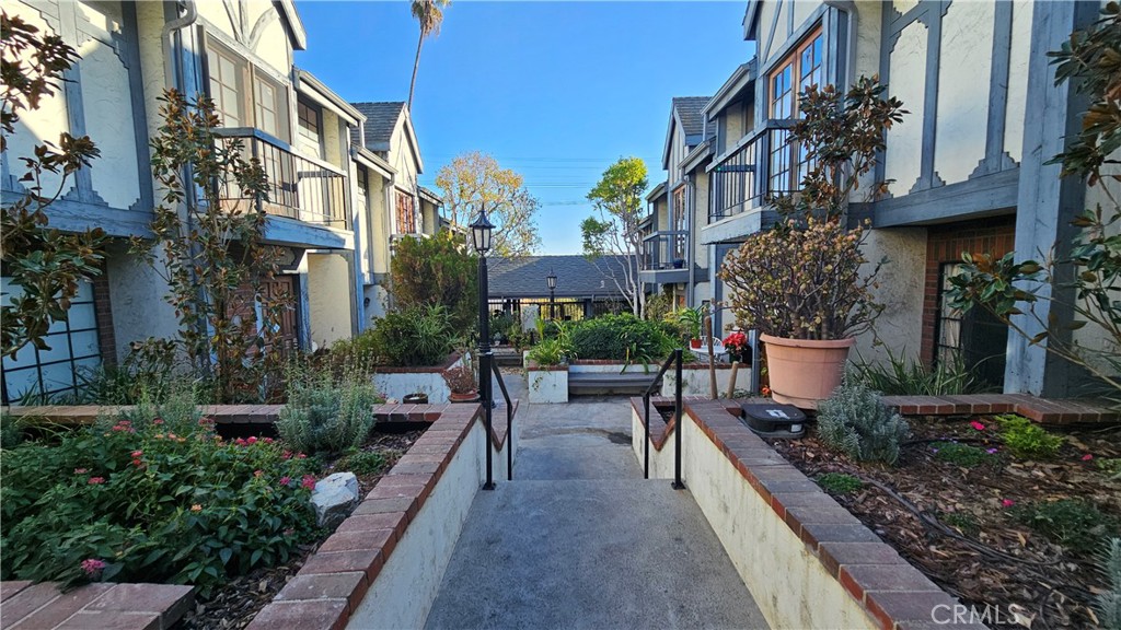 5761 Monte Vista Street | Similar Property Thumbnail