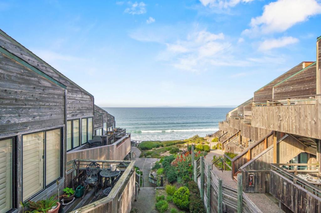 1 Surf Way, #228 | Similar Property Thumbnail