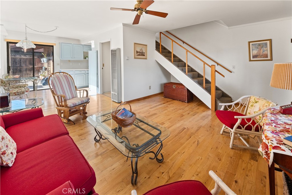 319 N Carmelo Avenue, #1 | Similar Property Thumbnail 4