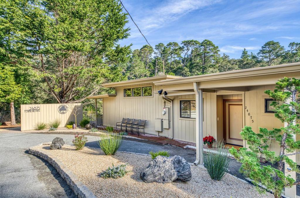 24875 N Carmel Hills Drive | Similar Property Thumbnail