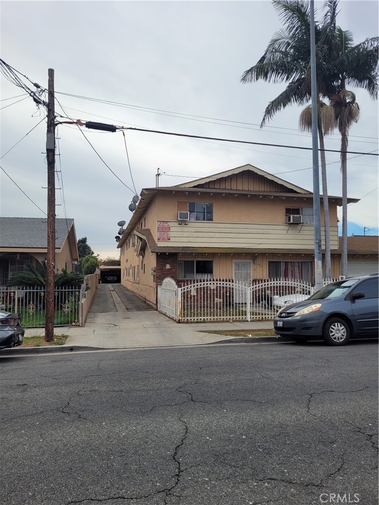 4124 Clara Street, Cudahy, CA 90201