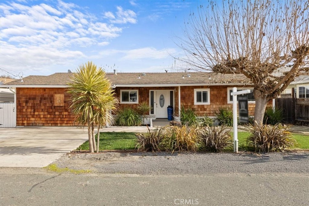 2602 Lagoon Drive, Lakeport, CA 95453