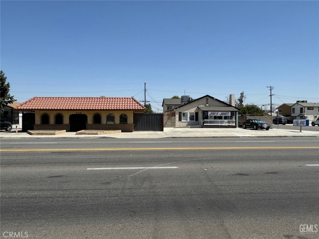 200 H Street, Bakersfield, CA 93304