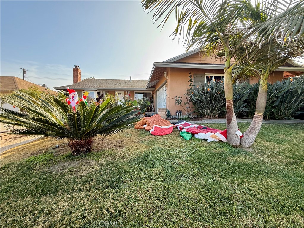 24082 La Rosa Drive, Lake Forest, CA 92630