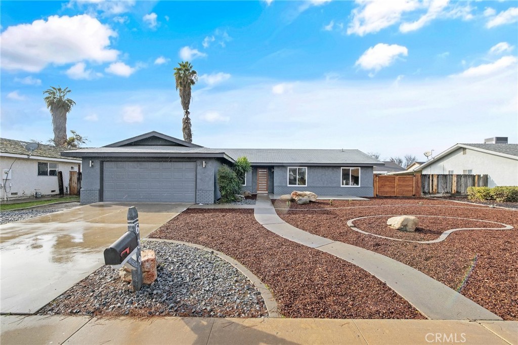 609 S Acacia Drive, Lemoore, CA 93245