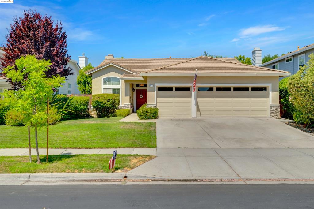 613 Apple Hill Dr, Brentwood, CA 94513