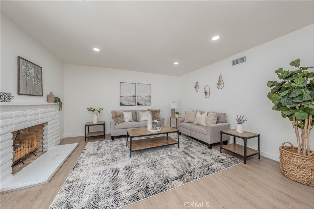 16751 Daisy Avenue | Similar Property Thumbnail