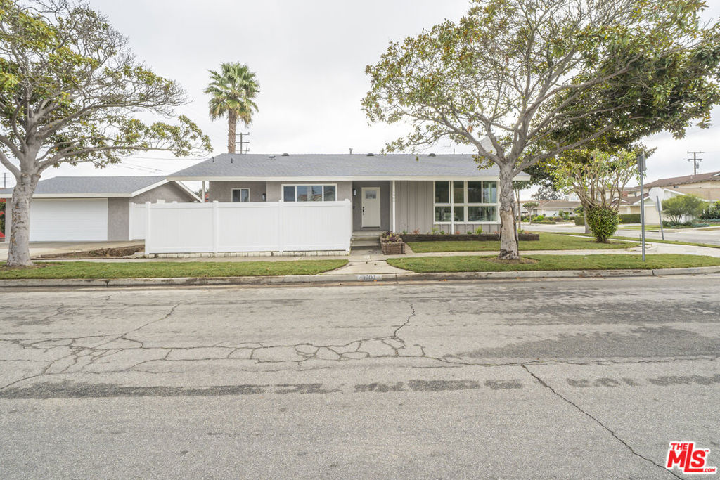 1900 W 186Th Street, Torrance, CA 90504