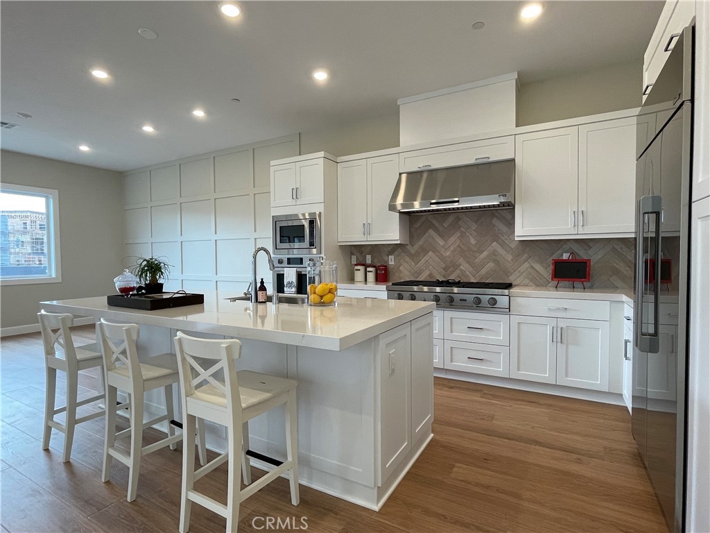 418 Treble, Irvine, CA 92618