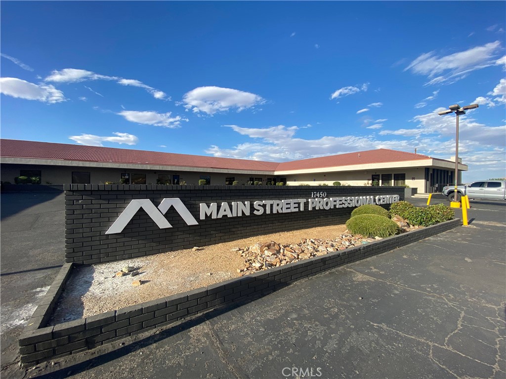 17450 Main Street, #H | Similar Property Thumbnail 4