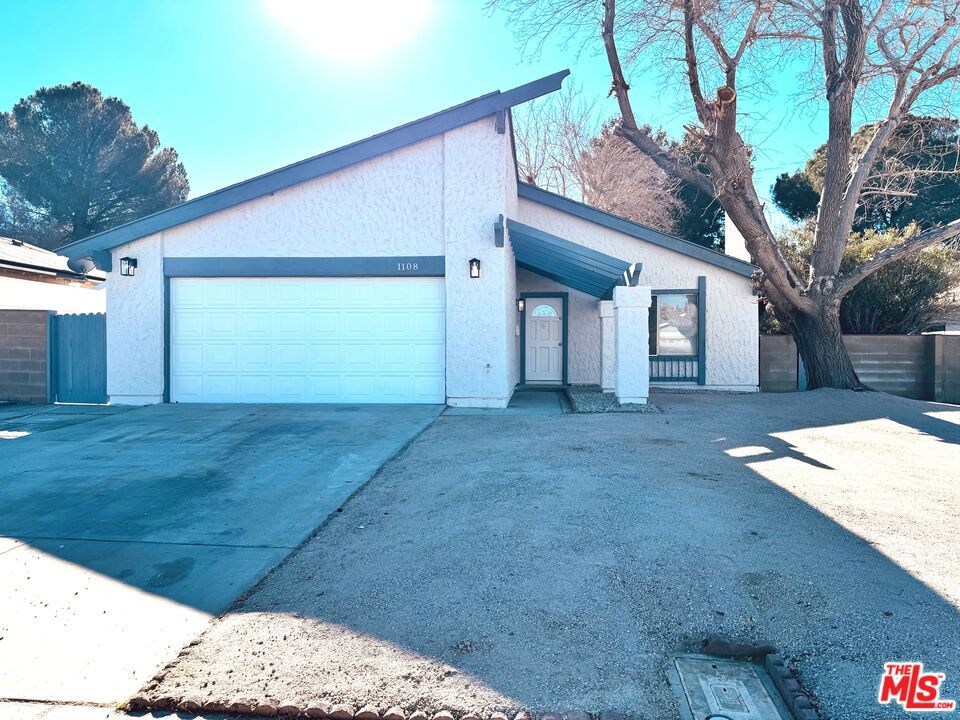 1108 E Nugent Street, Lancaster, CA 93535