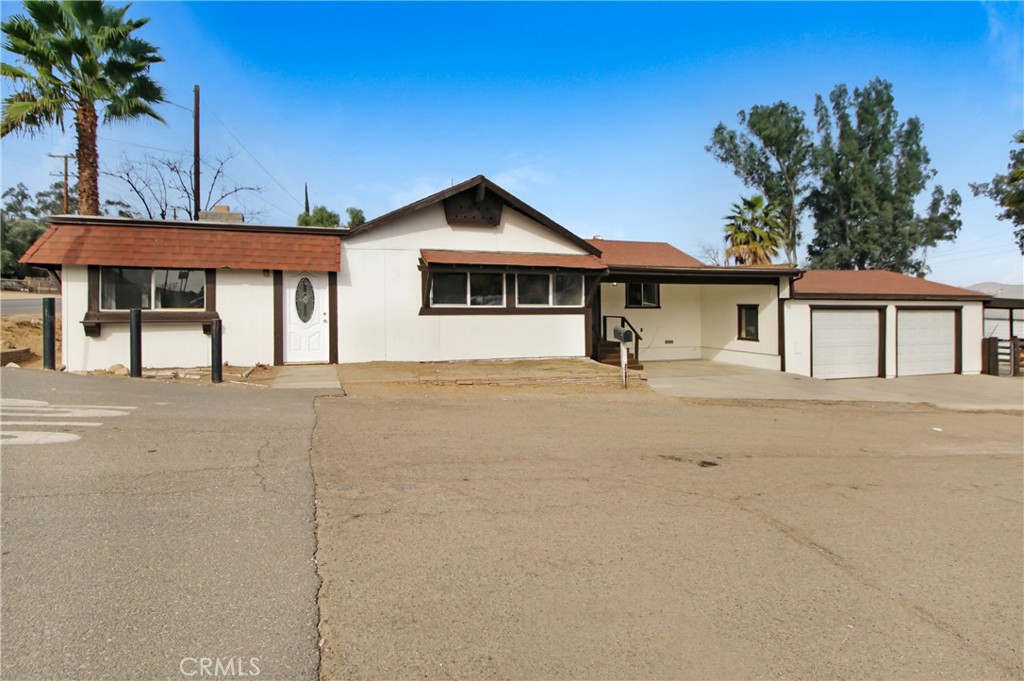 16668 Grand Avenue, Lake Elsinore, CA 92530