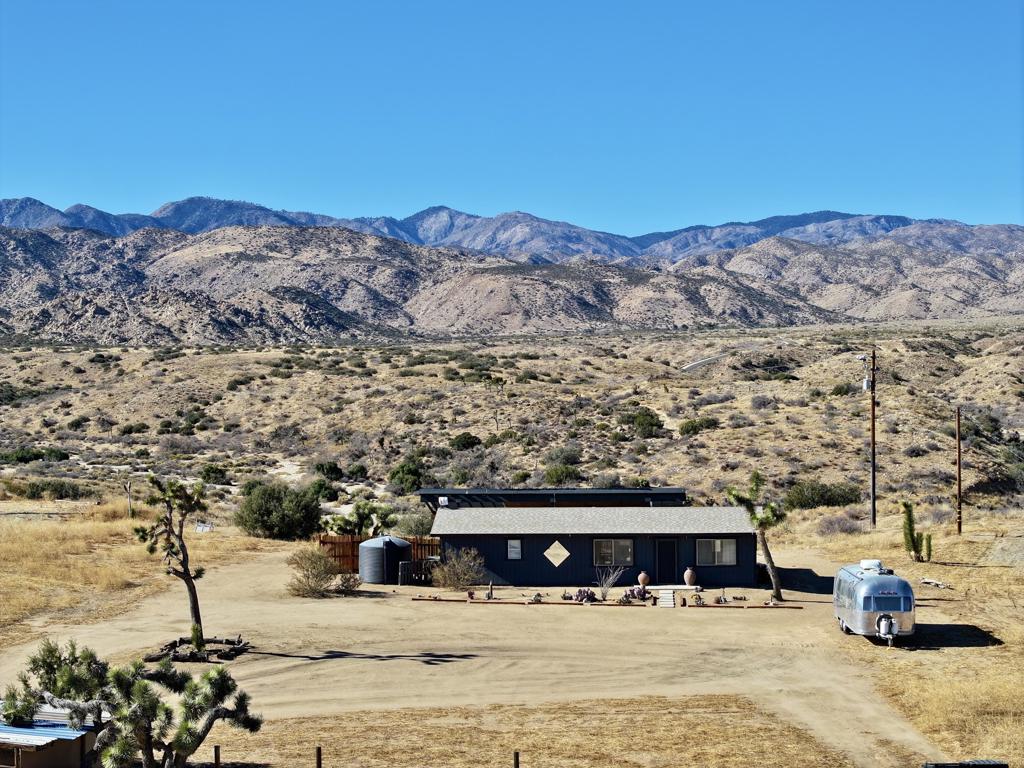 5120 Tom Mix Road, Pioneertown, CA 92268