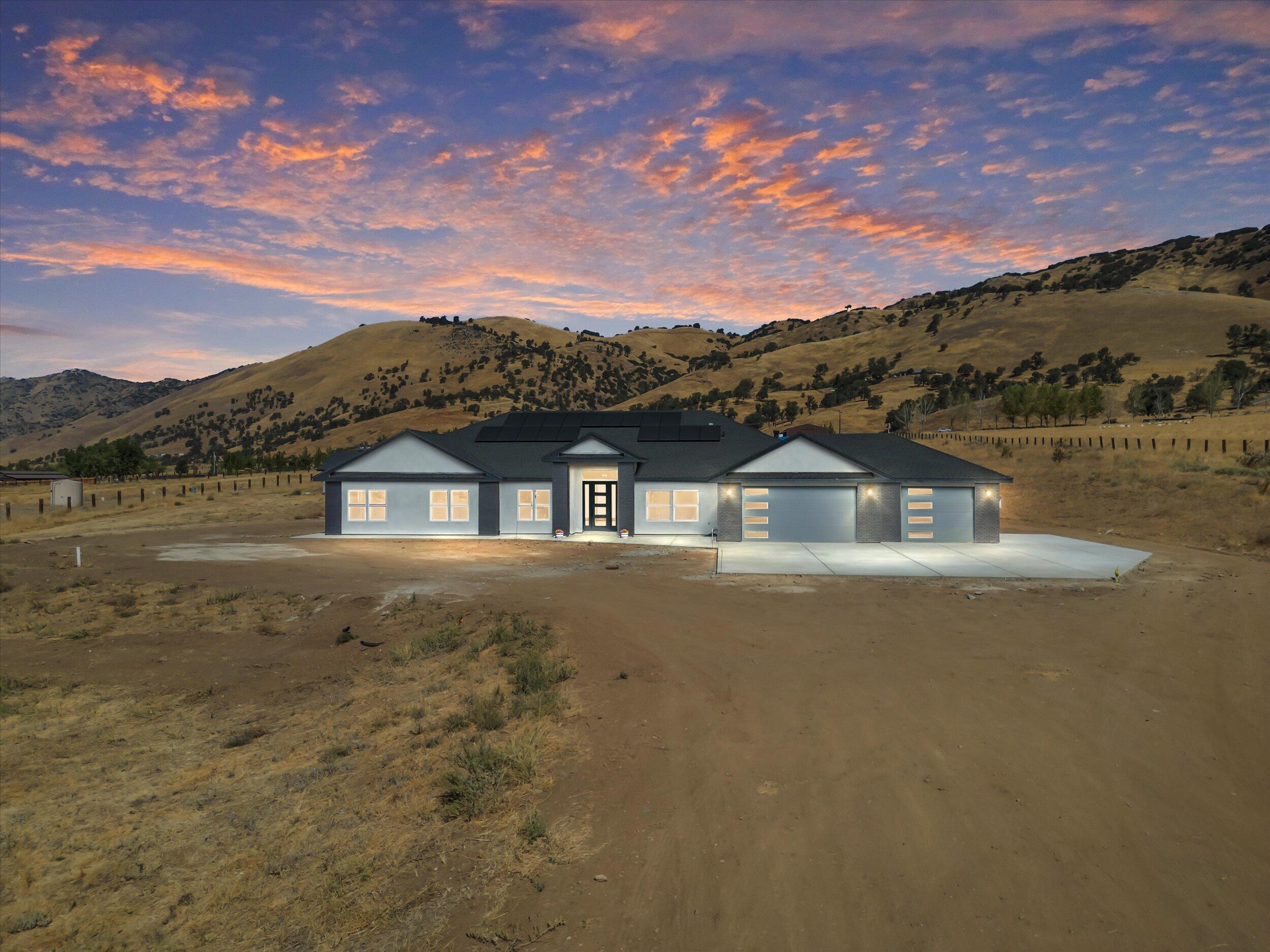 23400 Johnson Court, Tehachapi, CA 93561