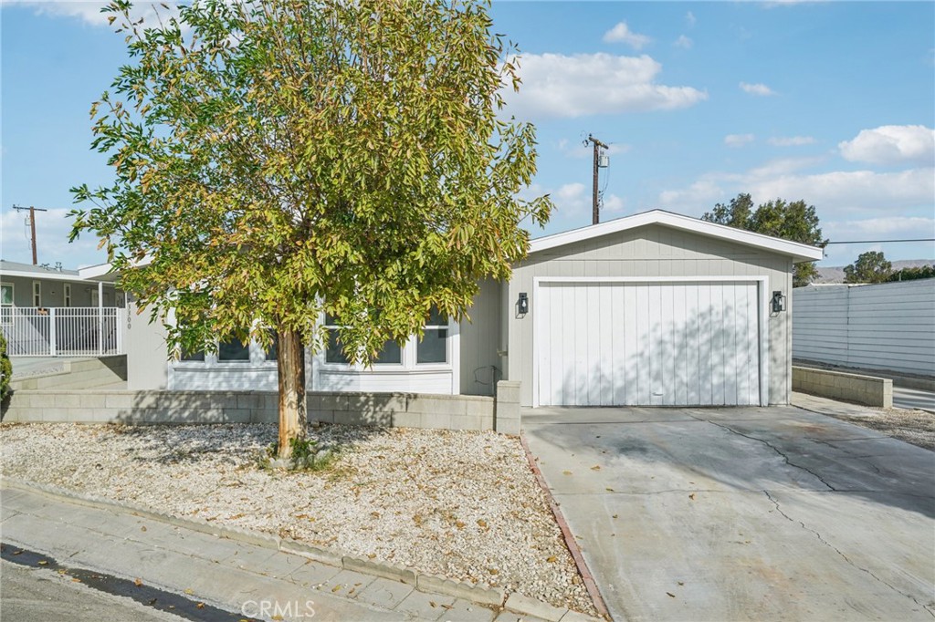 73300 Broadmoor Drive, Thousand Palms, CA 92276