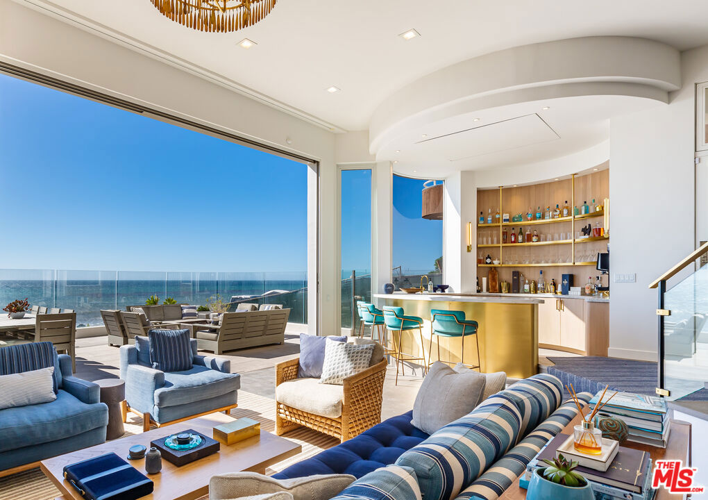 31721 Sea Level Drive, Malibu, CA 90265