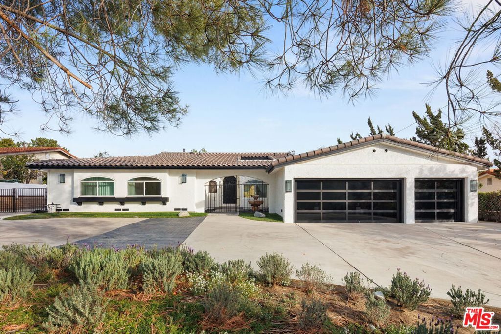 5934 Colodny Drive, Agoura Hills, CA 91301