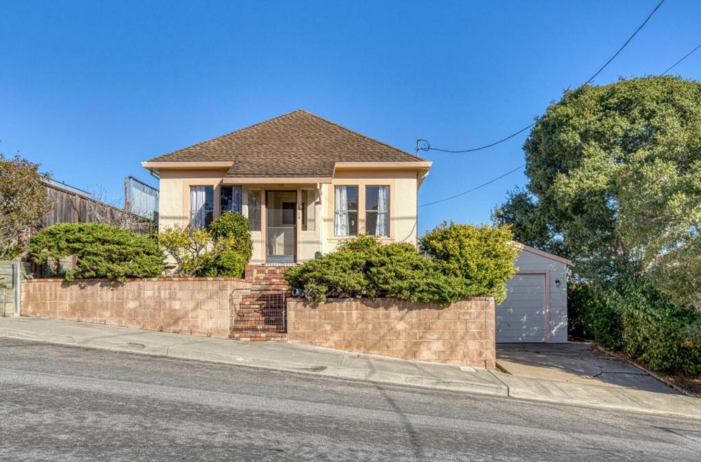 428 Archer Street, Monterey, CA 93940