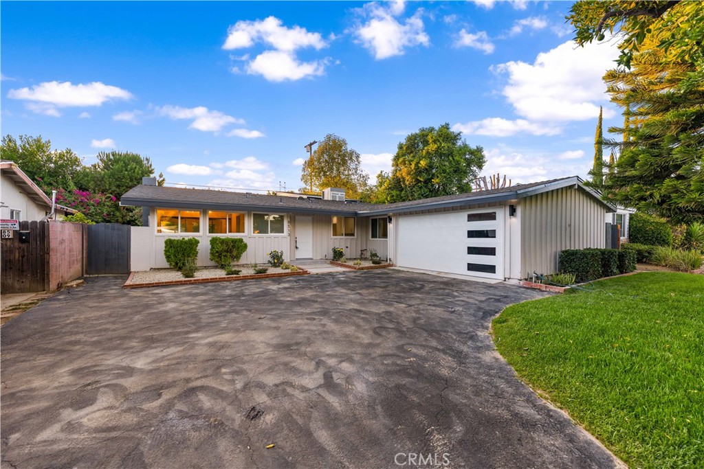 8513 Fullbright Avenue | Similar Property Thumbnail