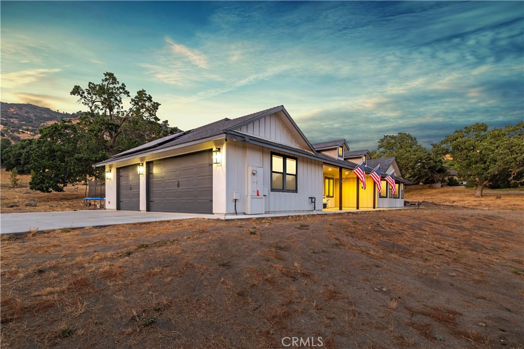 27921 Bear Valley Road, Tehachapi, CA 93561