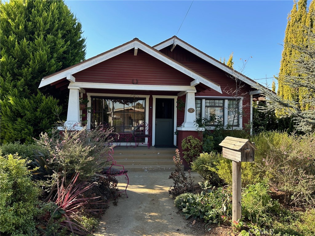 805 Freeman Avenue | Similar Property Thumbnail