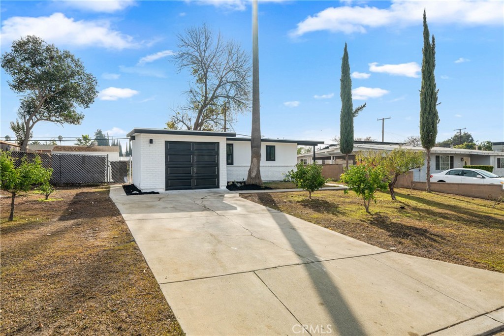 2048 E Norma Avenue | Similar Property Thumbnail